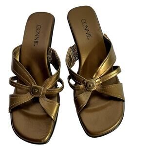 Connie Women's Size 7 Brown Leather 2" Heel Sandal 1970s Wiggle Style shoe